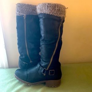 Women’s boots.